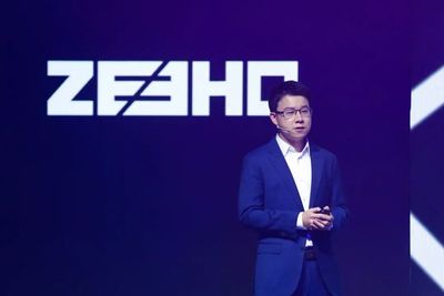 电动新势力崛起 春风动力发布ZEEHO极核品牌及极速110km/h概念车，引领摩托英才新浪潮